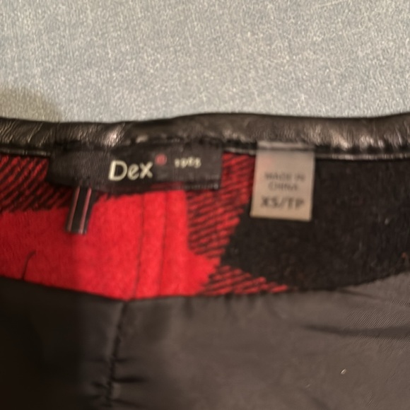Dex red black jacket - Picture 5 of 5